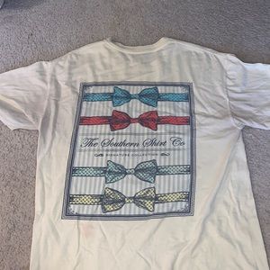 Bow tie Southern Shirt co. T-shirt